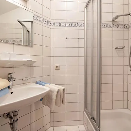 Bruennstein-zimmer 46 Apartment *